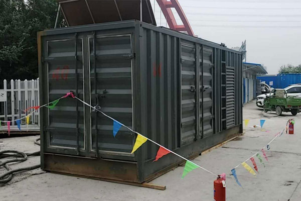 万荣发电机租赁空气滤清器多久更换一次?